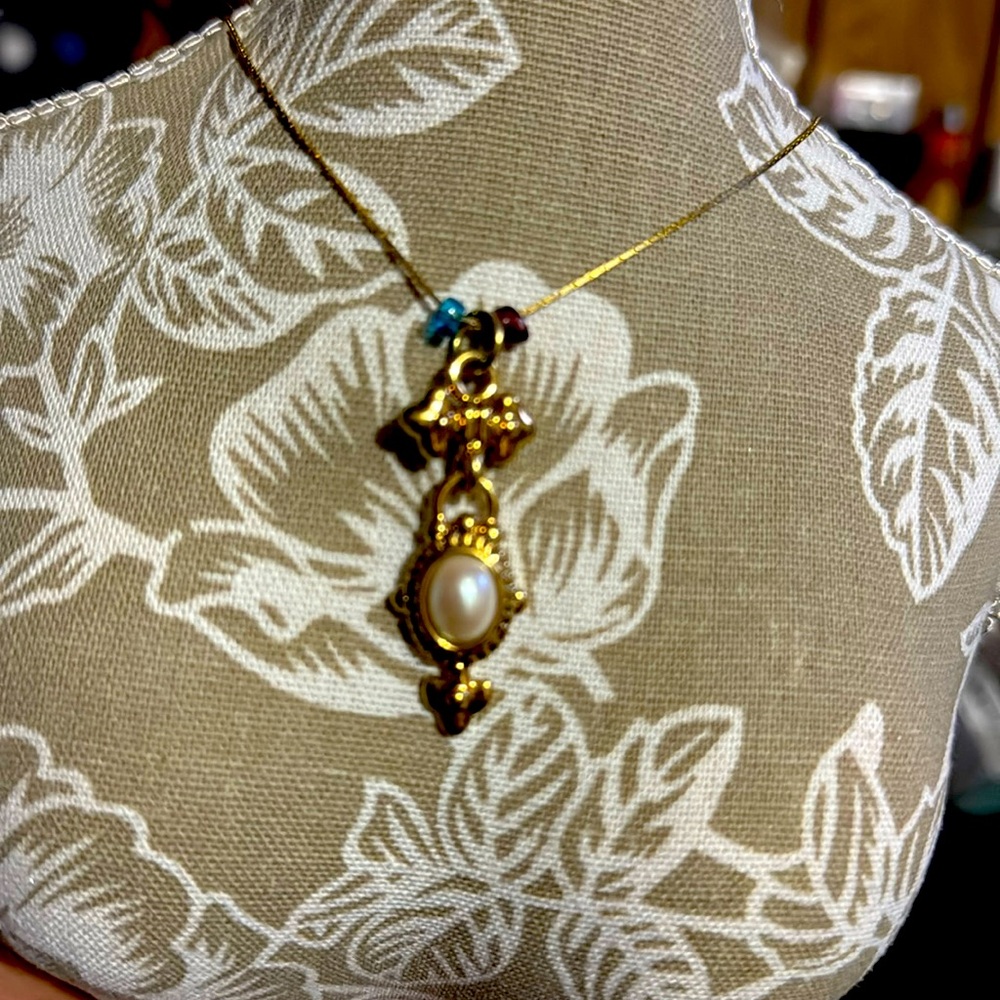 Cute necklace